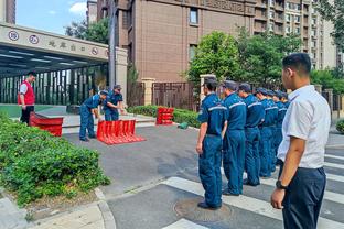 麦卡利斯特近7场比赛3球4助，平均76分钟参与1球